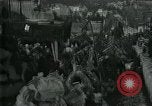 Image mer Bataille de fleurs Villefranche France, 1930, de la seconde 25 séquences d'archives historiques vidéo 65675035097