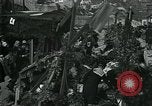 Image mer Bataille de fleurs Villefranche France, 1930, de la seconde 31 séquences d'archives historiques vidéo 65675035097