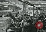 Image mer Bataille de fleurs Villefranche France, 1930, de la seconde 36 séquences d'archives historiques vidéo 65675035097