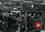 Image mer Bataille de fleurs Villefranche France, 1930, de la seconde 57 séquences d'archives historiques vidéo 65675035097
