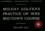 Standbild Miniatur Golfplatz Oakland California USA, 1930, aus Sekunde 1 historischem Filmmaterial Videoclip 65675035099