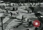 Standbild Miniatur Golfplatz Oakland California USA, 1930, aus Sekunde 18 historischem Filmmaterial Videoclip 65675035099
