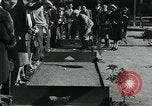 Standbild Miniatur Golfplatz Oakland California USA, 1930, aus Sekunde 35 historischem Filmmaterial Videoclip 65675035099
