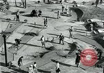Standbild Miniatur Golfplatz Oakland California USA, 1930, aus Sekunde 50 historischem Filmmaterial Videoclip 65675035099