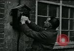 Standbild Feuerwehrleute Oxford England Vereinigtes Königreich, 1930, aus Sekunde 17 historischem Filmmaterial Videoclip 65675035102