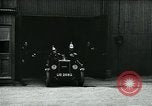 Standbild Feuerwehrleute Oxford England Vereinigtes Königreich, 1930, aus Sekunde 23 historischem Filmmaterial Videoclip 65675035102
