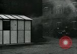 Standbild Feuerwehrleute Oxford England Vereinigtes Königreich, 1930, aus Sekunde 34 historischem Filmmaterial Videoclip 65675035102