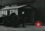 Standbild Feuerwehrleute Oxford England Vereinigtes Königreich, 1930, aus Sekunde 39 historischem Filmmaterial Videoclip 65675035102