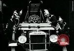 Standbild Feuerwehrleute Oxford England Vereinigtes Königreich, 1930, aus Sekunde 48 historischem Filmmaterial Videoclip 65675035102