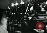 Standbild Feuerwehrleute Oxford England Vereinigtes Königreich, 1930, aus Sekunde 55 historischem Filmmaterial Videoclip 65675035102