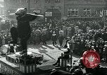 Standbild deutsche Volk Düsseldorf Deutschland, 1930, aus Sekunde 29 historischem Filmmaterial Videoclip 65675035103