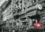 Standbild deutsche Volk Düsseldorf Deutschland, 1930, aus Sekunde 50 historischem Filmmaterial Videoclip 65675035103