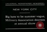 Standbild Modelle New York City USA, 1930, aus Sekunde 1 historischem Filmmaterial Videoclip 65675035110