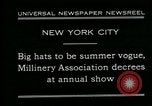 Standbild Modelle New York City USA, 1930, aus Sekunde 3 historischem Filmmaterial Videoclip 65675035110