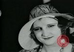 Standbild Modelle New York City USA, 1930, aus Sekunde 31 historischem Filmmaterial Videoclip 65675035110