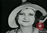 Standbild Modelle New York City USA, 1930, aus Sekunde 35 historischem Filmmaterial Videoclip 65675035110