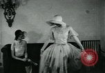 Standbild Modelle New York City USA, 1930, aus Sekunde 37 historischem Filmmaterial Videoclip 65675035110