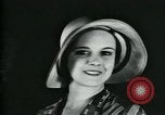 Standbild Modelle New York City USA, 1930, aus Sekunde 61 historischem Filmmaterial Videoclip 65675035110