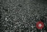 Standbild Rugby-spiel Paris Frankreich, 1930, aus Sekunde 11 historischem Filmmaterial Videoclip 65675035112