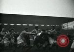 Standbild Rugby-spiel Paris Frankreich, 1930, aus Sekunde 24 historischem Filmmaterial Videoclip 65675035112