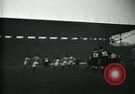 Standbild Rugby-spiel Paris Frankreich, 1930, aus Sekunde 29 historischem Filmmaterial Videoclip 65675035112