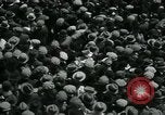 Standbild Rugby-spiel Paris Frankreich, 1930, aus Sekunde 55 historischem Filmmaterial Videoclip 65675035112