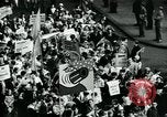 Standbild Pro-sozialistischen Mai 1930 Parade in New York New York City USA, 1930, aus Sekunde 19 historischem Filmmaterial Videoclip 65675035113