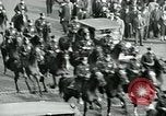Standbild Pro-sozialistischen Mai 1930 Parade in New York New York City USA, 1930, aus Sekunde 23 historischem Filmmaterial Videoclip 65675035113