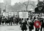 Standbild Pro-sozialistischen Mai 1930 Parade in New York New York City USA, 1930, aus Sekunde 31 historischem Filmmaterial Videoclip 65675035113