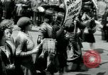 Standbild Pro-sozialistischen Mai 1930 Parade in New York New York City USA, 1930, aus Sekunde 36 historischem Filmmaterial Videoclip 65675035113