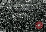 Standbild Pro-sozialistischen Mai 1930 Parade in New York New York City USA, 1930, aus Sekunde 62 historischem Filmmaterial Videoclip 65675035113