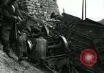 Immagine di Vienna Express treno ferroviario incidente Biatorbagy Ungheria, 1931, secondo 34 filmato di repertorio 65675035116