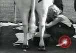Immagine di Donne americane Pomona California USA, 1931, secondo 31 filmato di repertorio 65675035119