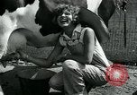 Immagine di Donne americane Pomona California USA, 1931, secondo 56 filmato di repertorio 65675035119