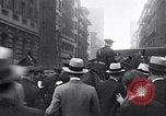 Standbild kommunistischen mob New York United States USA, 1932, aus Sekunde 61 historischem Filmmaterial Videoclip 65675035143