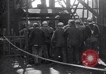 Standbild Grube Arbeiter getötet Boissevain Virginia USA, 1932, aus Sekunde 23 historischem Filmmaterial Videoclip 65675035144