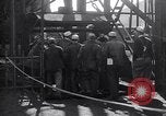 Standbild Grube Arbeiter getötet Boissevain Virginia USA, 1932, aus Sekunde 25 historischem Filmmaterial Videoclip 65675035144