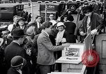 Standbild Outdoor Kunstausstellung New York United States USA, 1932, aus Sekunde 61 historischem Filmmaterial Videoclip 65675035152