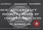 Standbild Armee O-1B Flugzeuge schleppen Ziele Fort Monroe Virginia USA, 1932, aus Sekunde 10 historischem Filmmaterial Videoclip 65675035153