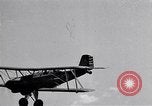 Standbild Armee O-1B Flugzeuge schleppen Ziele Fort Monroe Virginia USA, 1932, aus Sekunde 12 historischem Filmmaterial Videoclip 65675035153