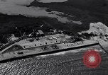 Standbild Armee O-1B Flugzeuge schleppen Ziele Fort Monroe Virginia USA, 1932, aus Sekunde 17 historischem Filmmaterial Videoclip 65675035153