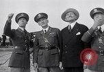 Standbild Armee O-1B Flugzeuge schleppen Ziele Fort Monroe Virginia USA, 1932, aus Sekunde 33 historischem Filmmaterial Videoclip 65675035153
