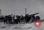 Standbild Armee O-1B Flugzeuge schleppen Ziele Fort Monroe Virginia USA, 1932, aus Sekunde 46 historischem Filmmaterial Videoclip 65675035153