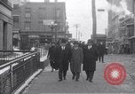 Image soupçonnés espion allemand appréhendé United States USA, 1917, de la seconde 1 séquences d'archives historiques vidéo 65675035168