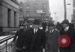 Image soupçonnés espion allemand appréhendé United States USA, 1917, de la seconde 6 séquences d'archives historiques vidéo 65675035168
