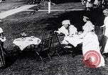 Immagine di Abito di tea party Hingham Massachusetts USA, 1917, secondo 15 filmato di repertorio 65675035180