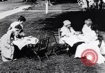 Immagine di Abito di tea party Hingham Massachusetts USA, 1917, secondo 21 filmato di repertorio 65675035180