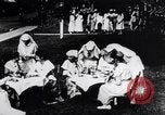 Immagine di Abito di tea party Hingham Massachusetts USA, 1917, secondo 35 filmato di repertorio 65675035180