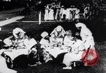 Immagine di Abito di tea party Hingham Massachusetts USA, 1917, secondo 37 filmato di repertorio 65675035180