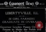 Image Gouverneur Lowden visites des travailleurs agricoles des femmes pendant la guerre Libertyville Illinois USA, 1917, de la seconde 1 séquences d'archives historiques vidéo 65675035188